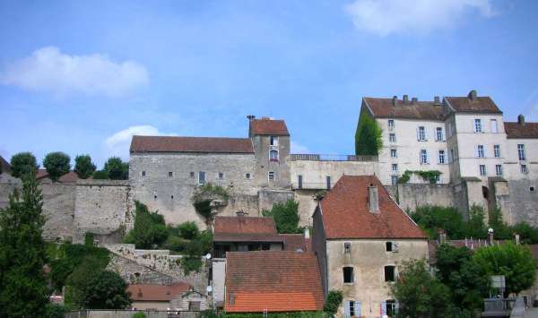  Se perdre à Pesmes, l’un des Plus Beaux Villages de France 